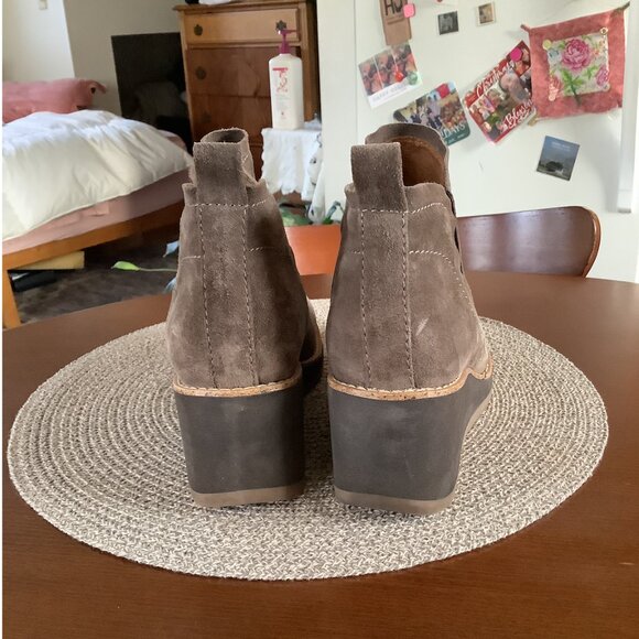 Bjorn Boots size 39 - Picture 3 of 3